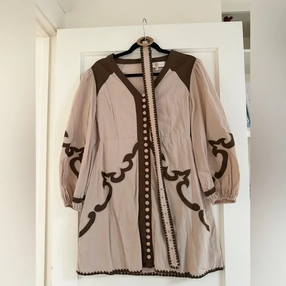 Anna Cate Octavia Mini Dress
Size XS | Worn Once | Excellent Condition - Picture 2 of 4